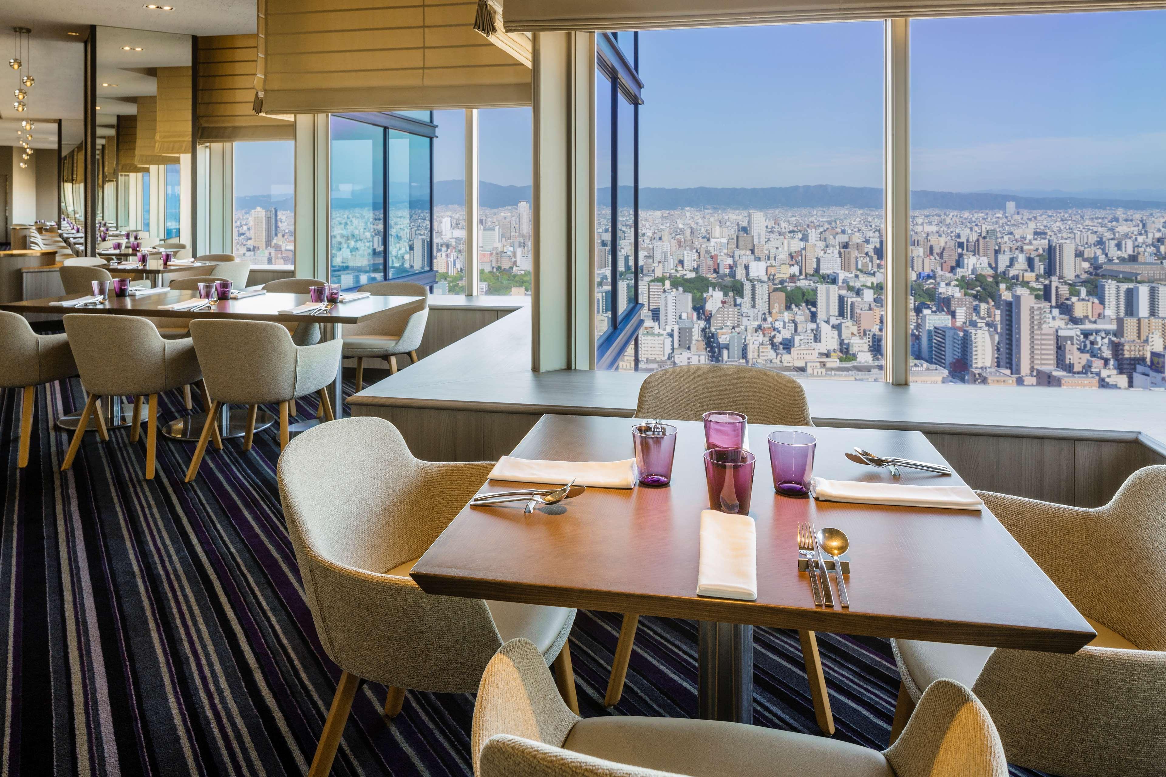 سويس أوتيل نانكاي أوساكا المظهر الخارجي الصورة The view from the restaurant