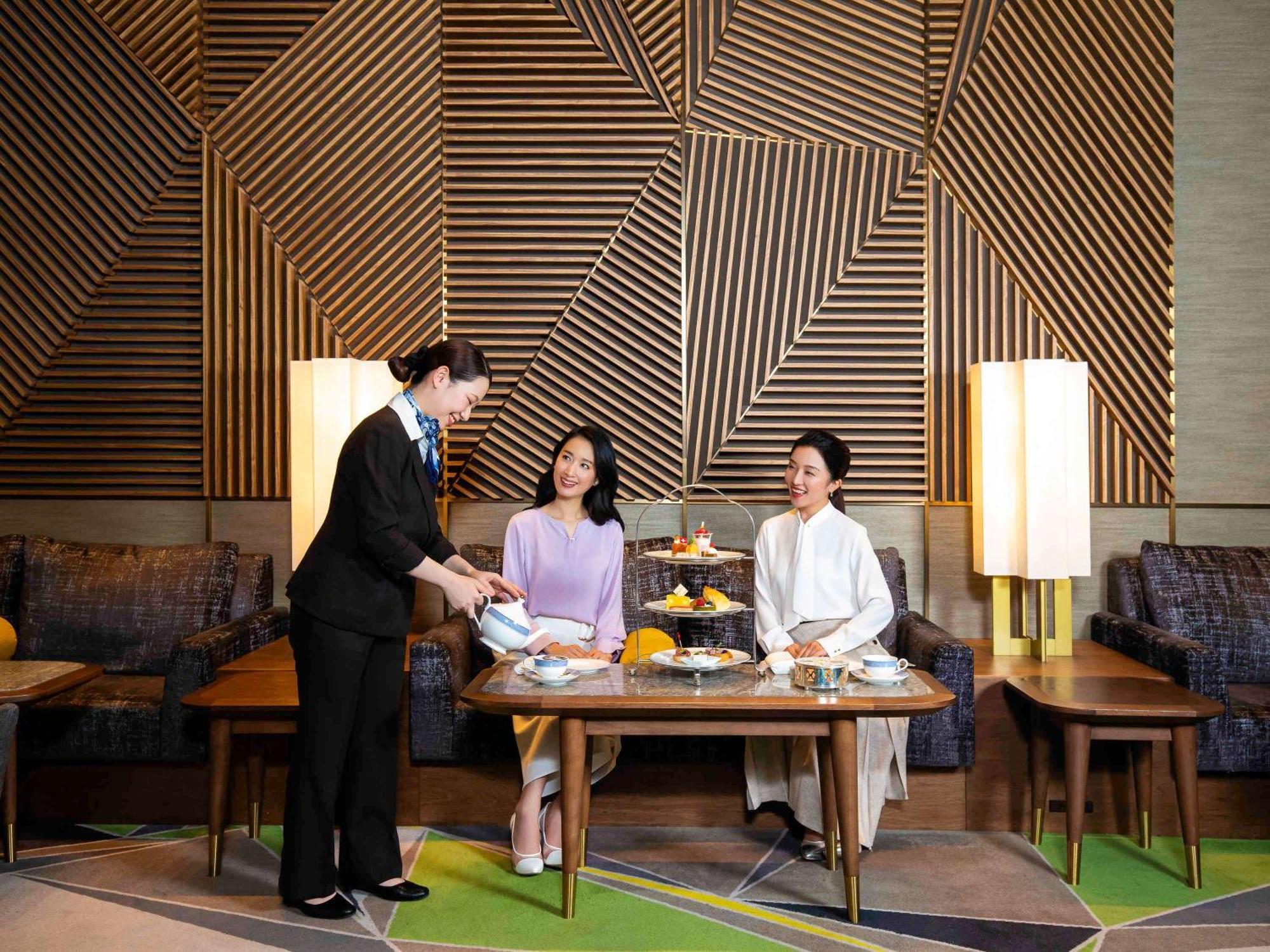 سويس أوتيل نانكاي أوساكا المظهر الخارجي الصورة A restaurant in a hotel