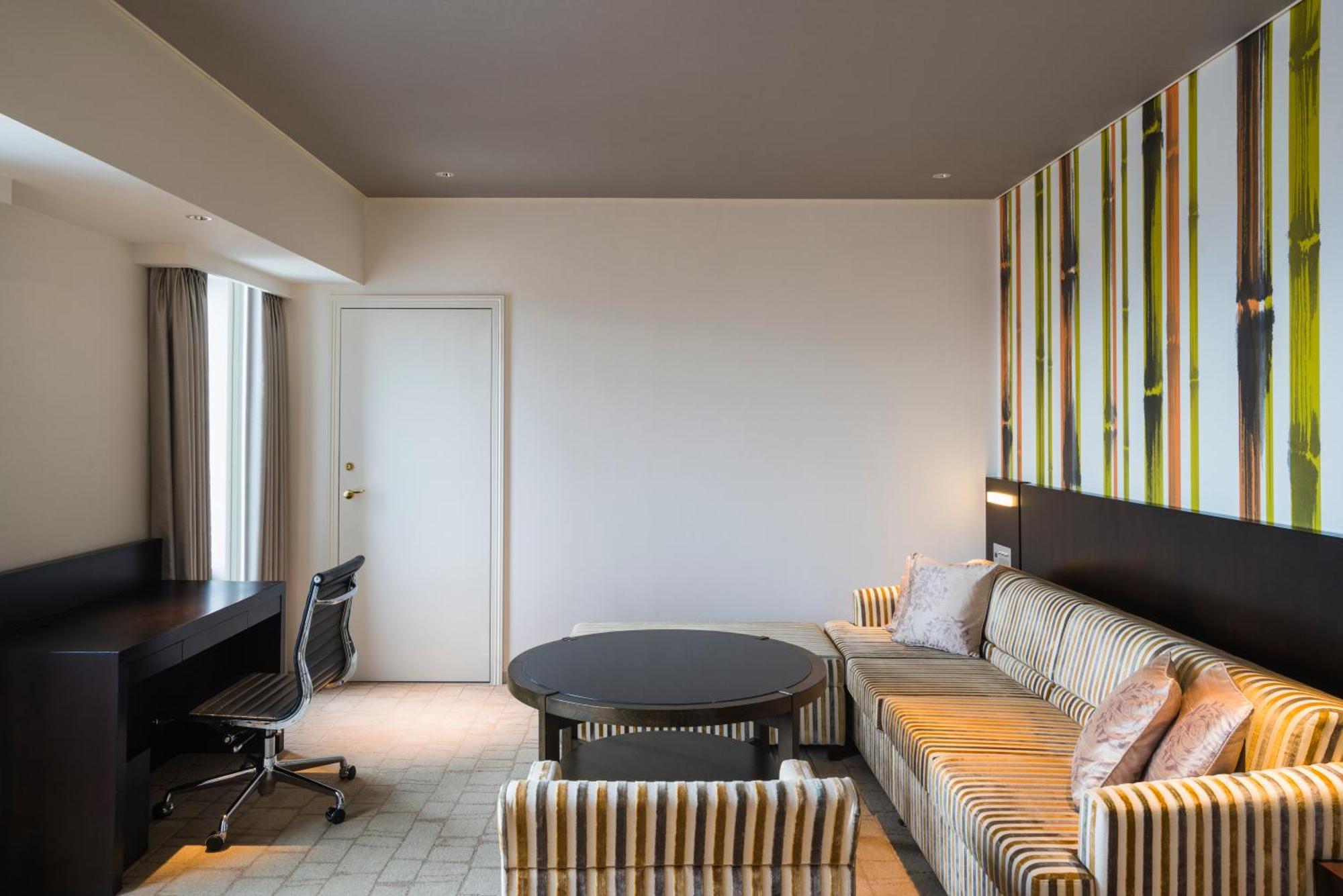 سويس أوتيل نانكاي أوساكا المظهر الخارجي الصورة A suite at the hotel